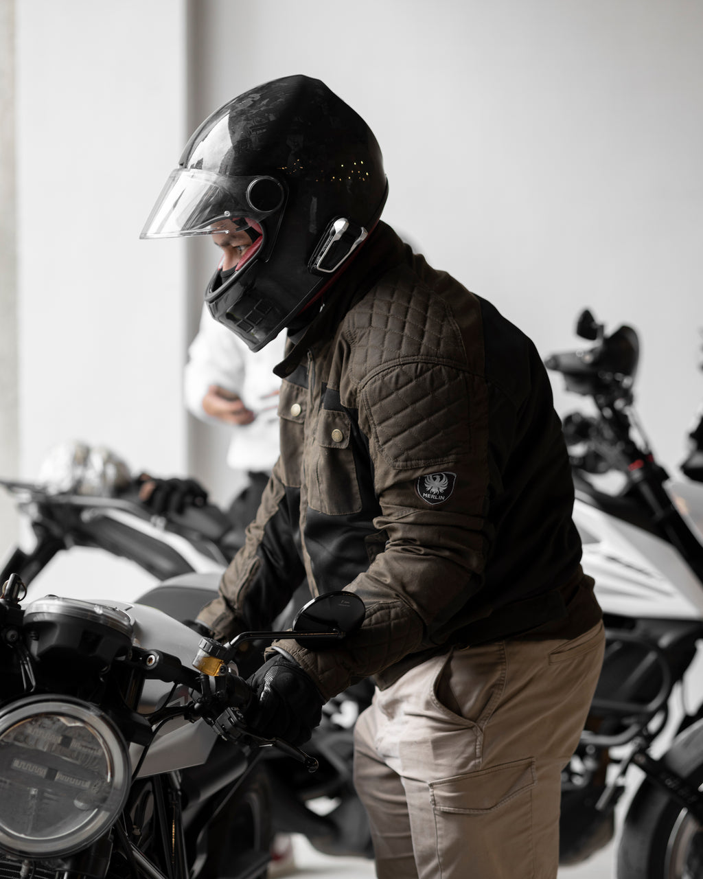 Remy Cargo Style Kevlar Motorcycle Jeans - Merlin Bike Gear – Merlin  Motorcycle Clothing